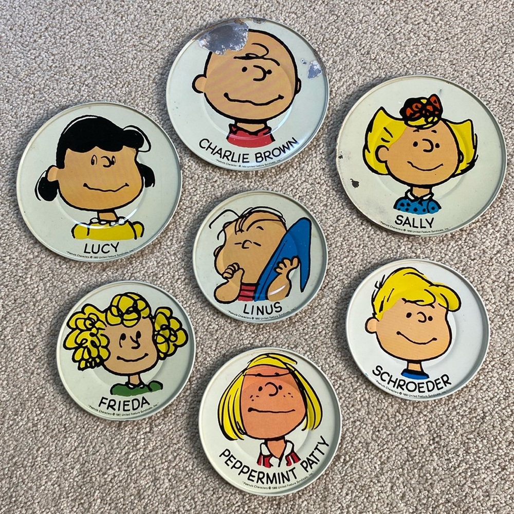 RARE! Vintage 1950-1966 Peanuts Gang Toy Tin Plates - Set of 7